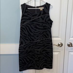 Michael Kors sleeveless gray & black dress size 10